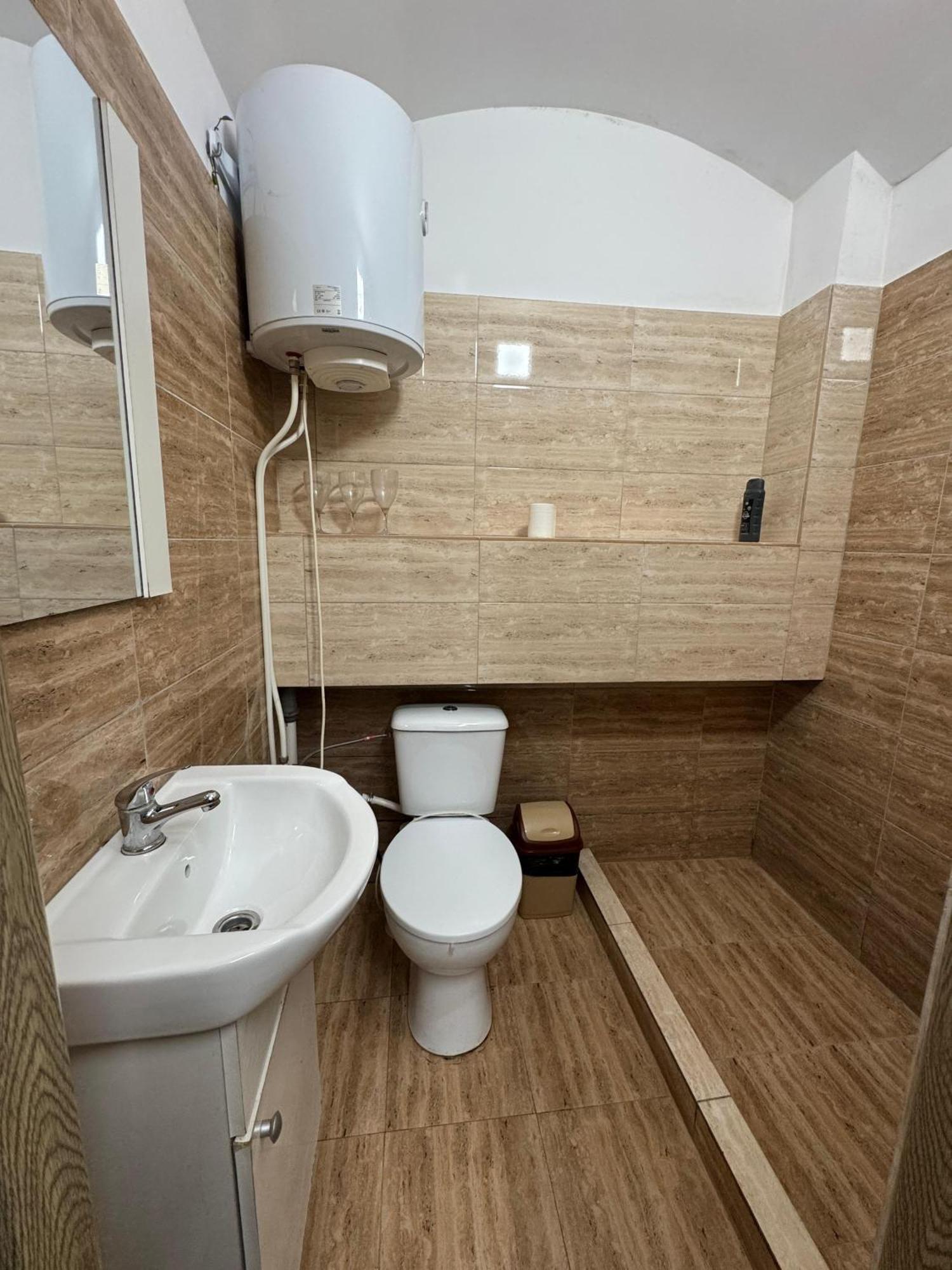 Regim Hotelier Pietonala Орадя Экстерьер фото